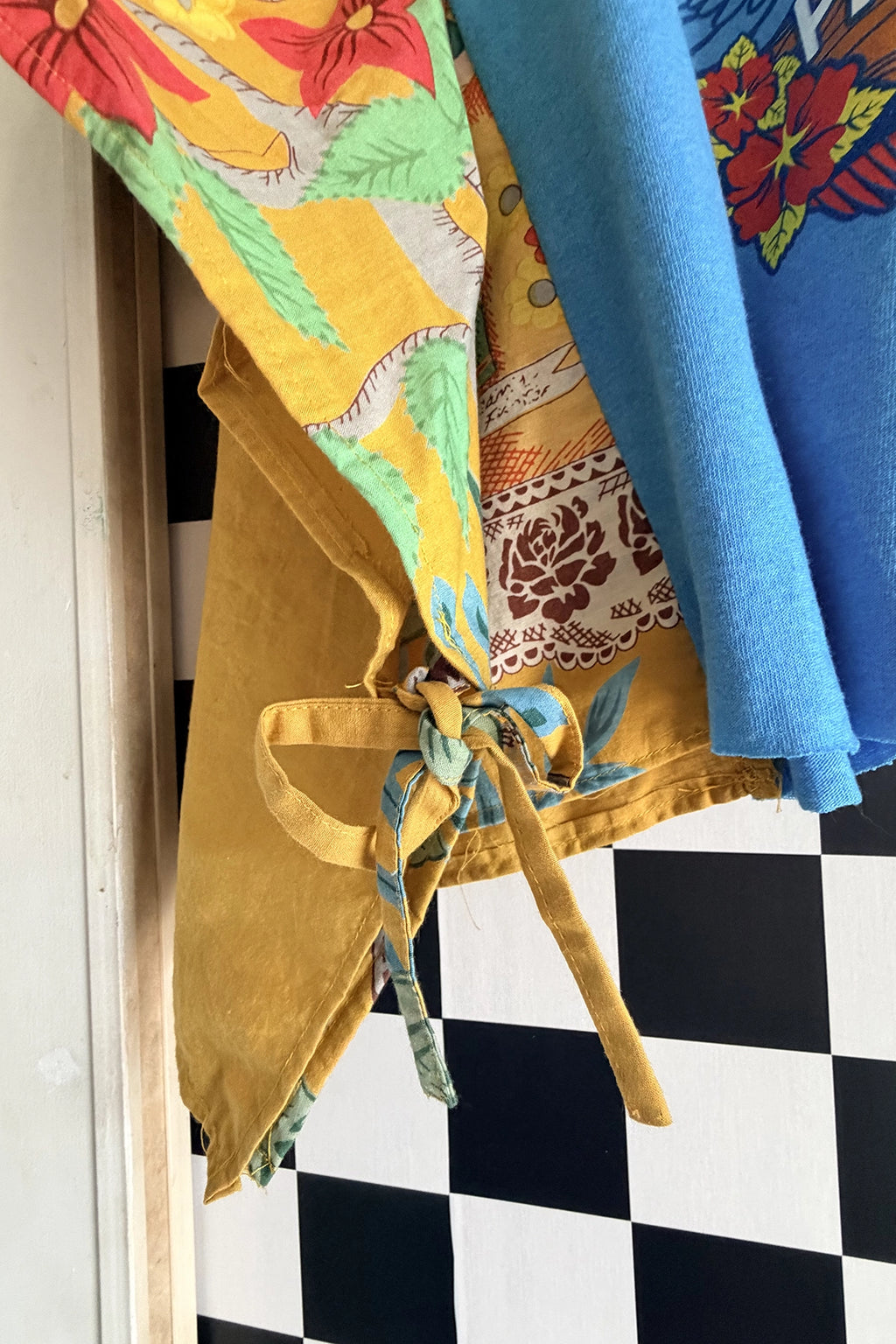Parrot Party Scarf Tee Mashup
